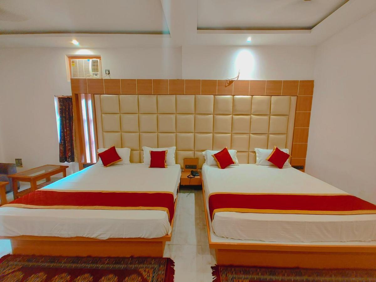Avadh Sunshine Palace Hotel And Resort Ayodhya 外观 照片