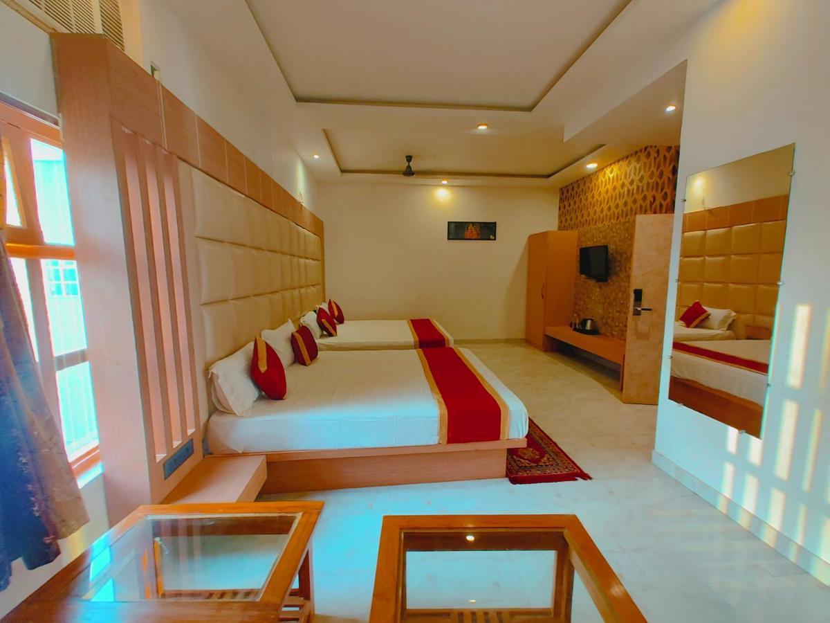 Avadh Sunshine Palace Hotel And Resort Ayodhya 外观 照片