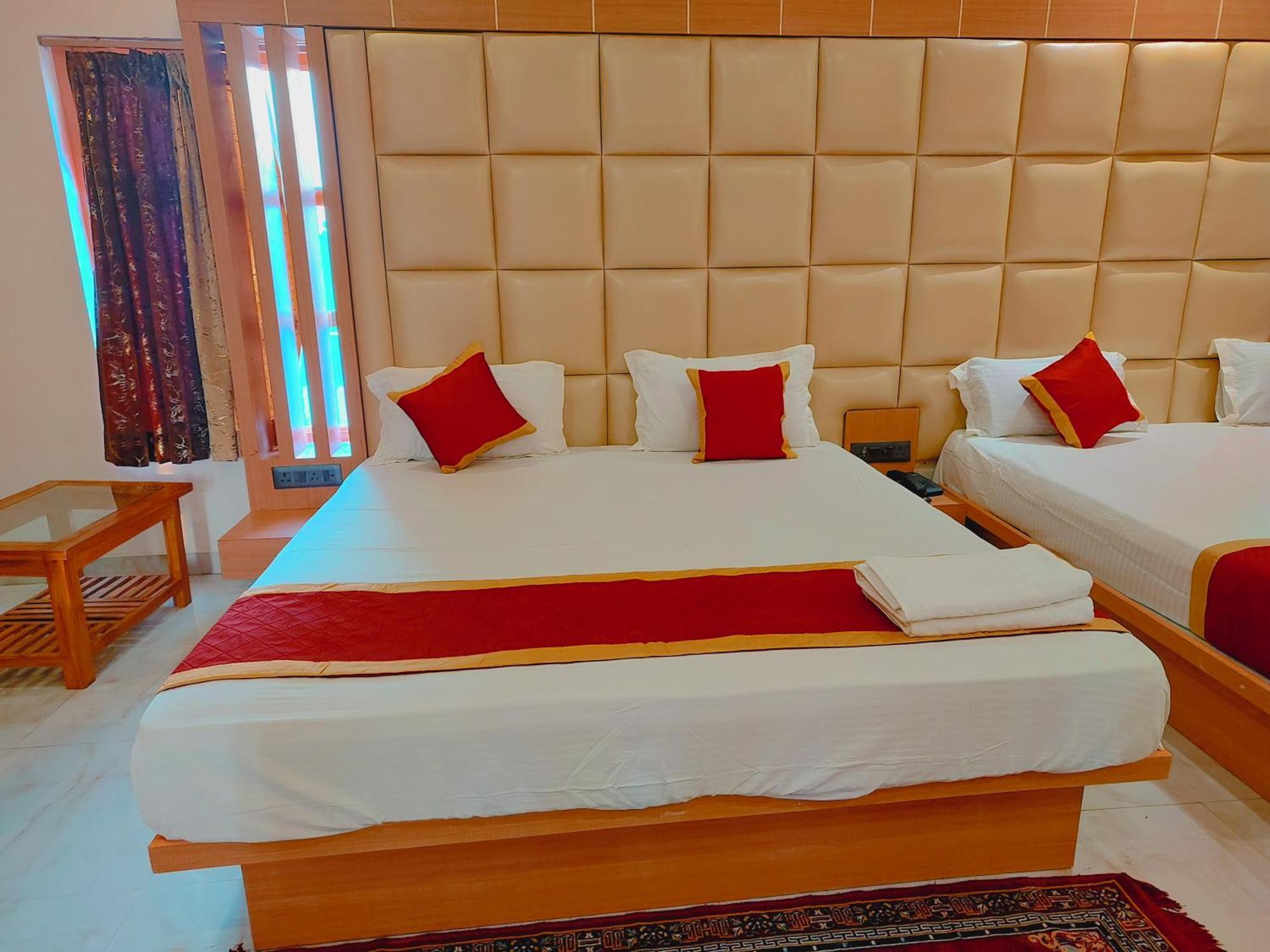 Avadh Sunshine Palace Hotel And Resort Ayodhya 外观 照片