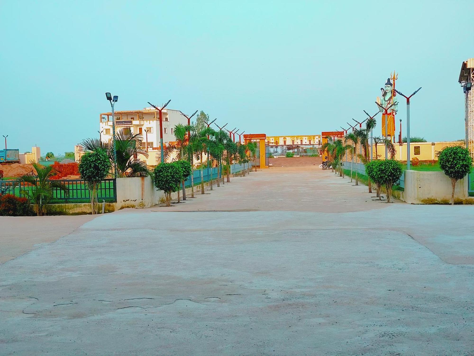 Avadh Sunshine Palace Hotel And Resort Ayodhya 外观 照片
