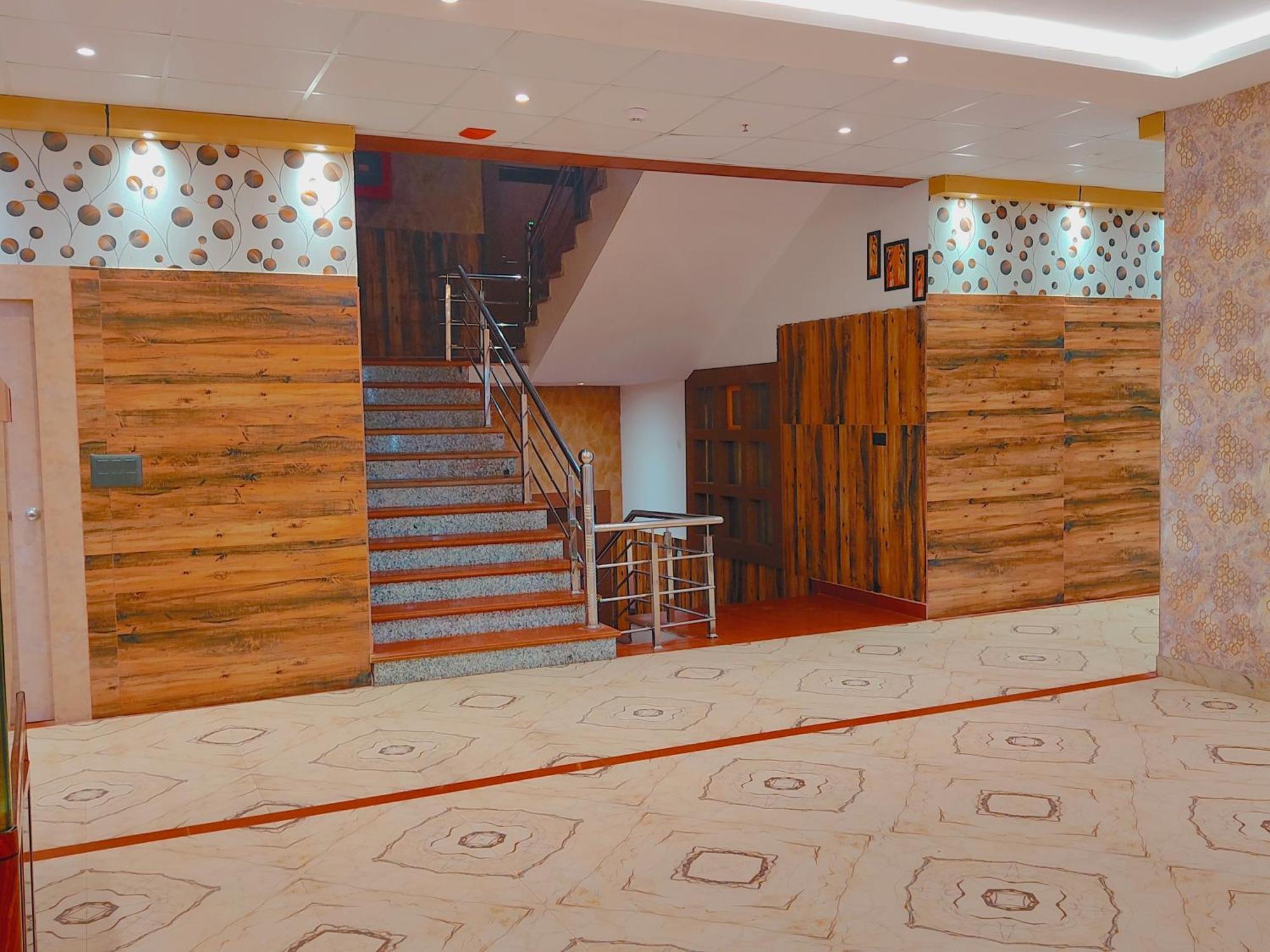 Avadh Sunshine Palace Hotel And Resort Ayodhya 外观 照片