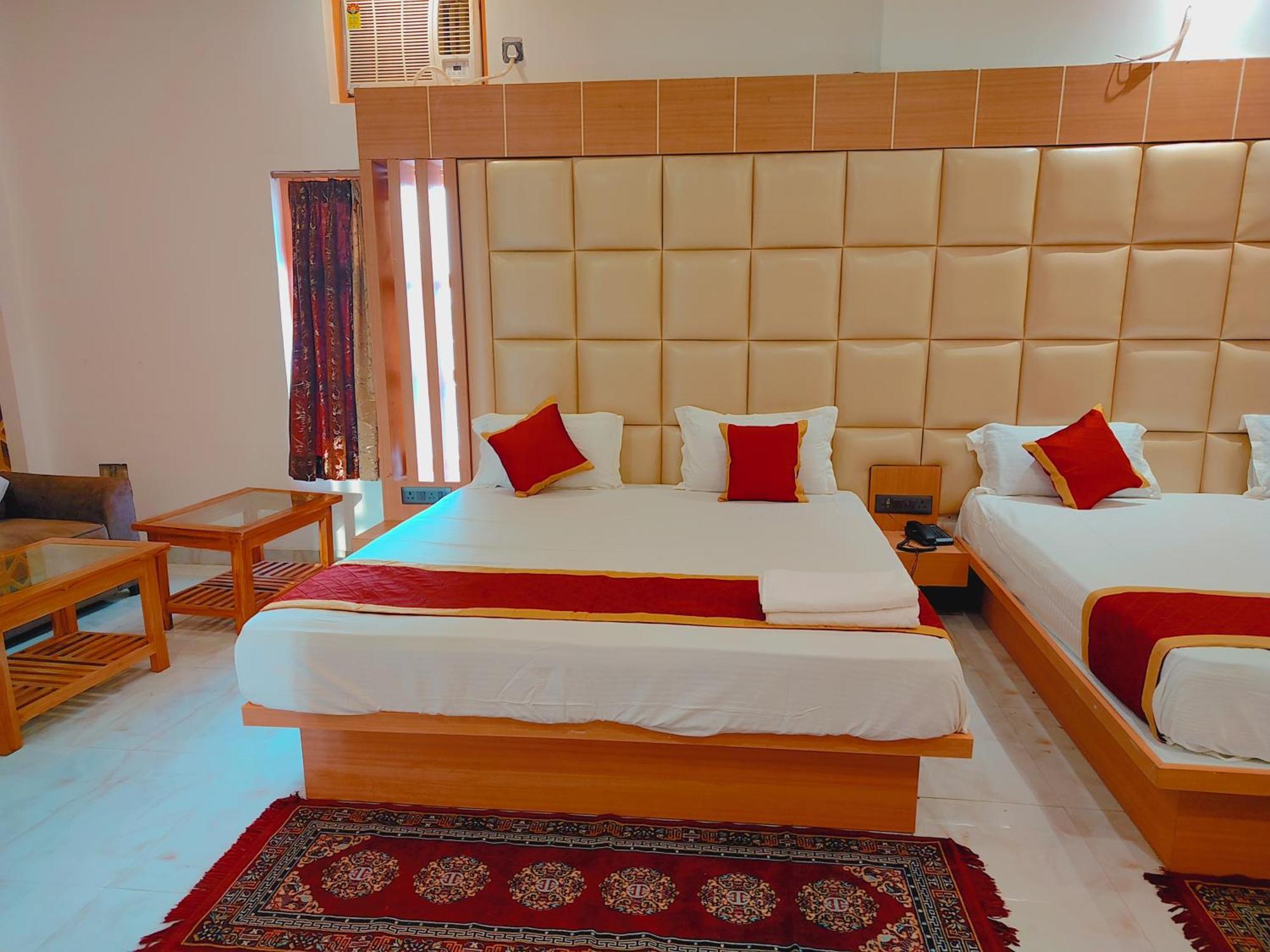 Avadh Sunshine Palace Hotel And Resort Ayodhya 外观 照片